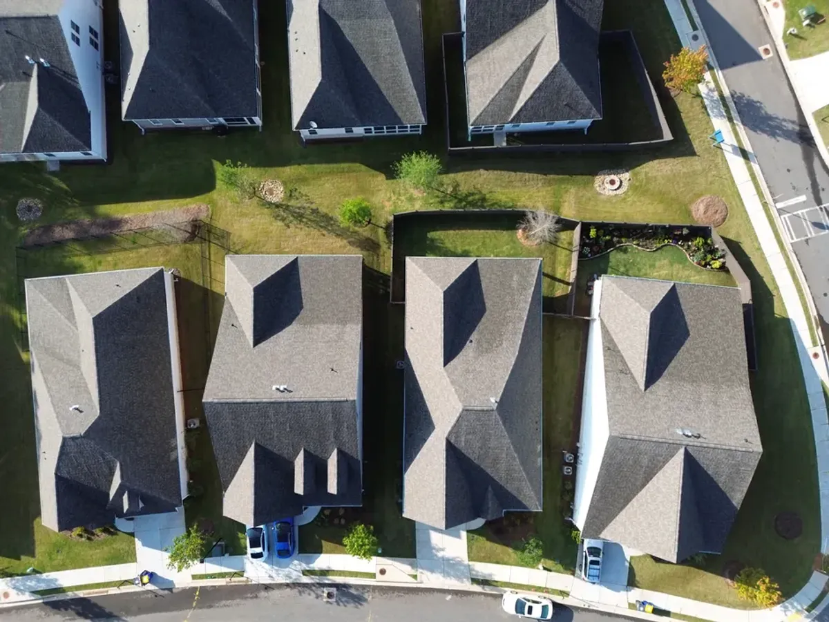 Sandy Springs Roofing Contractor - Professional services